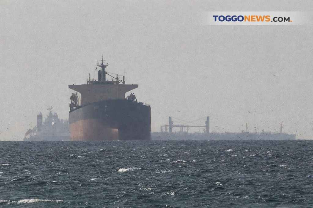 US–IRAN CEASEFIRE: STRAIT OF HORMUZ TO REOPEN AS OIL MARKETS REACT