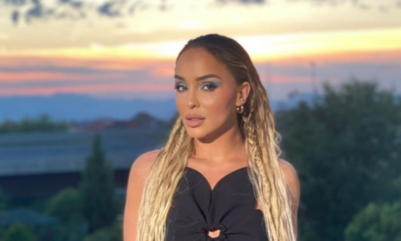 Adelina Berisha qenka zbukuruar shumë, çka po ndodh me jetën e saj