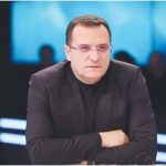 Gazetari bën denoncimin: Një kryebashkiak në jug është me sida, ka infektuar punonjëset e bashkisë